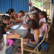 Programa educativo escolar en Nicaragua - recaudación lotería Amycos 2016
